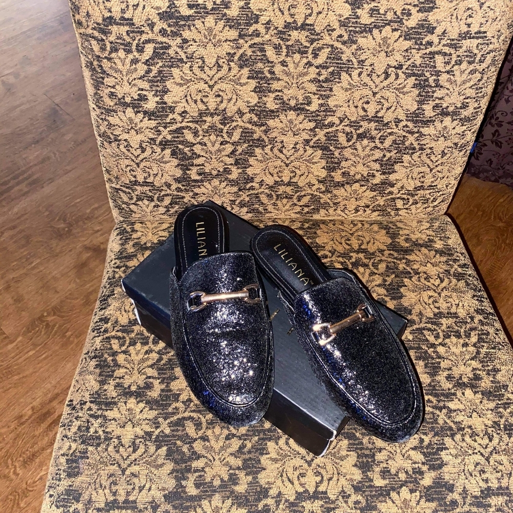 Black Slide Mule